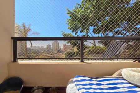 Apartamento à venda com 105m², 3 quartos e 2 vagas Apartamento à venda com 105m², 3 quartos e 2 vagasSacada da Suíte