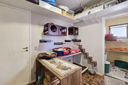 Apartamento à venda com 105m², 3 quartos e 2 vagas Apartamento à venda com 105m², 3 quartos e 2 vagasQuarto de Serviço