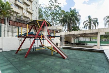 Apartamento à venda com 105m², 3 quartos e 2 vagas Apartamento à venda com 105m², 3 quartos e 2 vagasÁrea comum - Playground