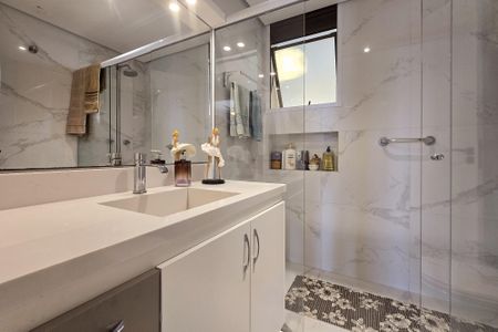 Apartamento à venda com 105m², 3 quartos e 2 vagas Apartamento à venda com 105m², 3 quartos e 2 vagasBanheiro Social