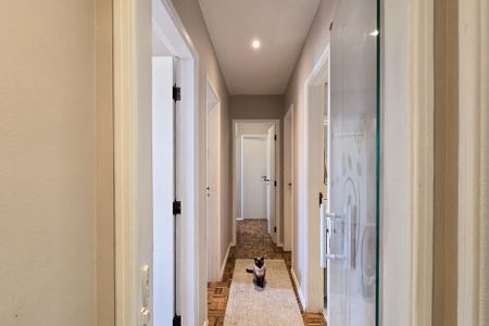 Apartamento à venda com 105m², 3 quartos e 2 vagas Apartamento à venda com 105m², 3 quartos e 2 vagasCorredor