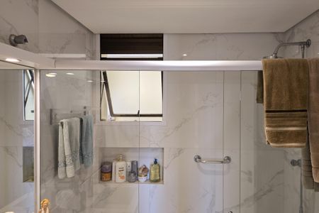 Apartamento à venda com 105m², 3 quartos e 2 vagas Apartamento à venda com 105m², 3 quartos e 2 vagasBanheiro Social