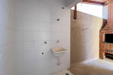 Casa à venda com 160m², 3 quartos e 3 vagas Casa à venda com 160m², 3 quartos e 3 vagasÁrea de Serviço
