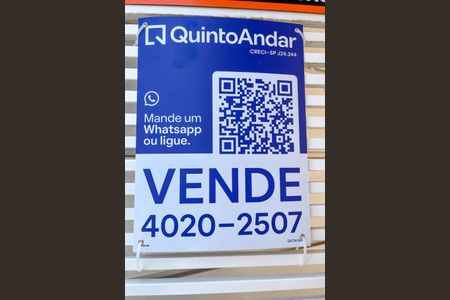 Casa à venda com 160m², 3 quartos e 3 vagas Casa à venda com 160m², 3 quartos e 3 vagasPlaca
