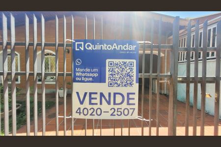 Casa à venda com 158m², 3 quartos e 2 vagasPlaca
