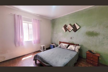 Casa à venda com 158m², 3 quartos e 2 vagasSuíte