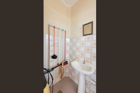 Casa à venda com 158m², 3 quartos e 2 vagasBanheiro de serviço