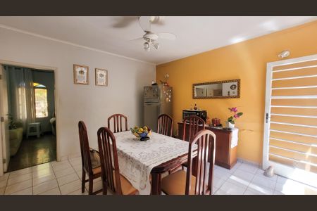 Casa à venda com 158m², 3 quartos e 2 vagasCopa