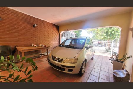 Casa à venda com 158m², 3 quartos e 2 vagasGaragem