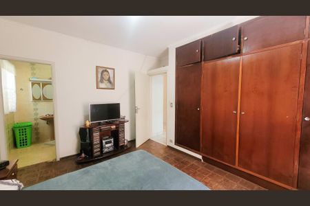 Casa à venda com 158m², 3 quartos e 2 vagasSuíte