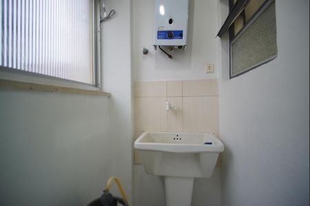 Apartamento à venda com 43m², 1 quarto e sem vagaÁrea de Serviço