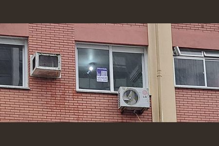 Apartamento à venda com 43m², 1 quarto e sem vaga Apartamento à venda com 43m², 1 quarto e sem vagaPlaca