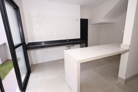 Casa de condomínio para alugar com 153m², 3 quartos e 2 vagasCozinha