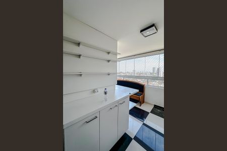 Varanda da Sala de apartamento à venda com 3 quartos, 75m² em Vila Bertioga, São Paulo