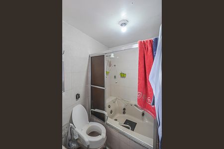 Casa à venda com 115m², 3 quartos e 1 vaga Casa à venda com 115m², 3 quartos e 1 vagaBanheiro da Suíte 3