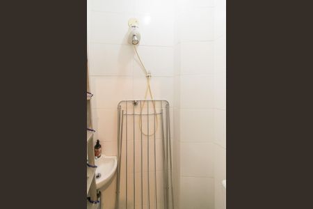 Apartamento à venda com 100m², 2 quartos e 1 vaga Apartamento à venda com 100m², 2 quartos e 1 vagaBanheiro de serviço