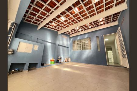 Casa à venda com 120m², 3 quartos e 2 vagas Casa à venda com 120m², 3 quartos e 2 vagasFoto 02