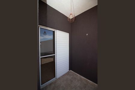 Casa de condomínio à venda com 95m², 2 quartos e 2 vagas Casa de condomínio à venda com 95m², 2 quartos e 2 vagasVaranda - Suíte 2