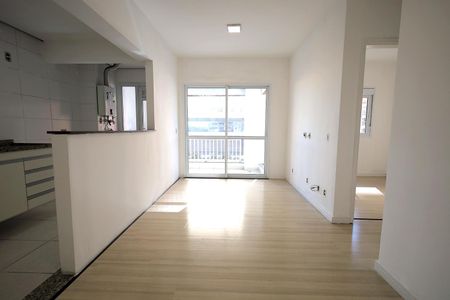 Sala de apartamento à venda com 2 quartos, 57m² em Vila Homero Thon, Santo André