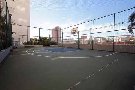 Apartamento à venda com 57m², 2 quartos e 1 vaga Apartamento à venda com 57m², 2 quartos e 1 vagaÁrea comum - Quadra Esportiva