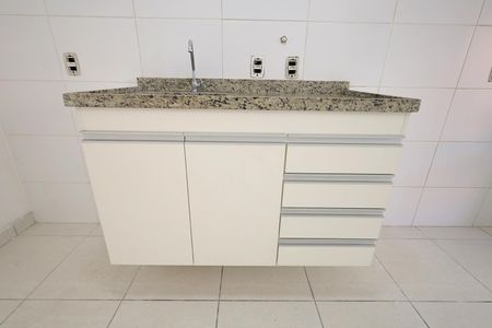 Apartamento à venda com 57m², 2 quartos e 1 vaga Apartamento à venda com 57m², 2 quartos e 1 vagaCozinha