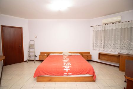 Casa à venda com 510m², 5 quartos e 6 vagas Casa à venda com 510m², 5 quartos e 6 vagasSuíte 1