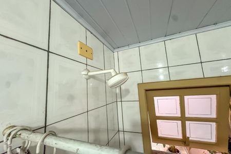Casa à venda com 300m², 3 quartos e 4 vagas Casa à venda com 300m², 3 quartos e 4 vagas Churrasqueira Banheiro