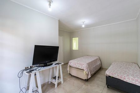 Casa à venda com 325m², 5 quartos e 6 vagasSuíte 1