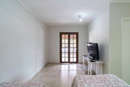 Casa à venda com 325m², 5 quartos e 6 vagasSuíte 1