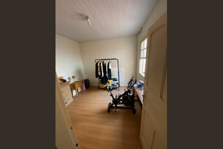 Casa à venda com 188m², 2 quartos e sem vaga