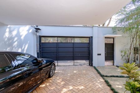 Casa à venda com 207m², 4 quartos e 2 vagas Casa à venda com 207m², 4 quartos e 2 vagasGaragem