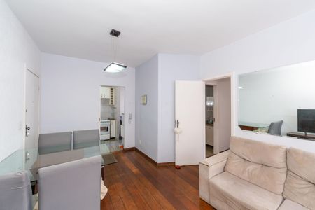 Sala de apartamento à venda com 3 quartos, 75m² em Estoril, Belo Horizonte