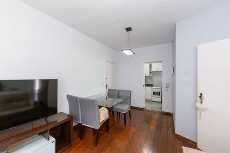 Sala de apartamento à venda com 3 quartos, 75m² em Estoril, Belo Horizonte