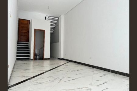 Foto 01 de casa à venda com 3 quartos, 169m² em Chácara Inglesa, São Paulo