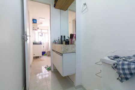 Apartamento à venda com 48m², 2 quartos e 1 vagaBanheiro Social