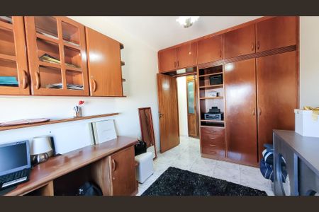 Apartamento à venda com 88m², 3 quartos e 2 vagasQuarto 1