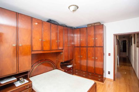 Casa à venda com 185m², 4 quartos e 2 vagasQuarto 3