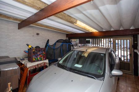 Casa à venda com 185m², 4 quartos e 2 vagasGaragem