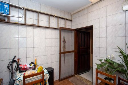 Casa à venda com 185m², 4 quartos e 2 vagasÁrea de Serviço