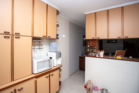 Casa à venda com 185m², 4 quartos e 2 vagasCozinha