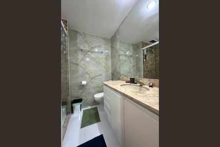 Apartamento à venda com 74m², 2 quartos e 2 vagas Apartamento à venda com 74m², 2 quartos e 2 vagasBanheiro Social