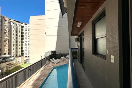 Apartamento à venda com 74m², 2 quartos e 2 vagas Apartamento à venda com 74m², 2 quartos e 2 vagasVaranda