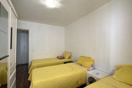 Apartamento à venda com 74m², 2 quartos e 2 vagas Apartamento à venda com 74m², 2 quartos e 2 vagasQuarto 01