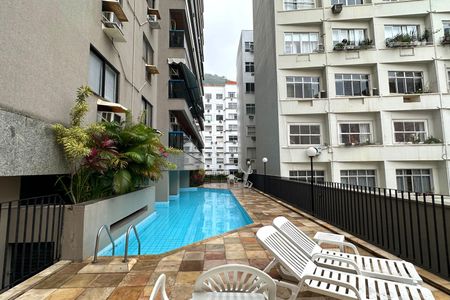 Apartamento à venda com 74m², 2 quartos e 2 vagas Apartamento à venda com 74m², 2 quartos e 2 vagasPiscina