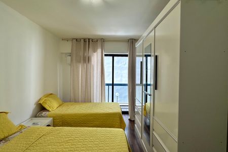 Apartamento à venda com 74m², 2 quartos e 2 vagas Apartamento à venda com 74m², 2 quartos e 2 vagasQuarto 01