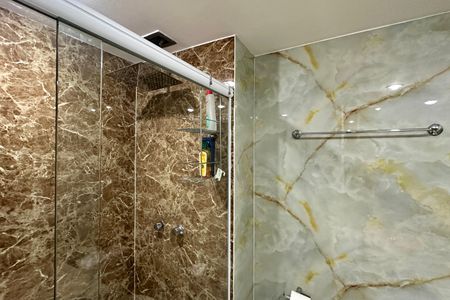 Apartamento à venda com 74m², 2 quartos e 2 vagas Apartamento à venda com 74m², 2 quartos e 2 vagasBanheiro Social