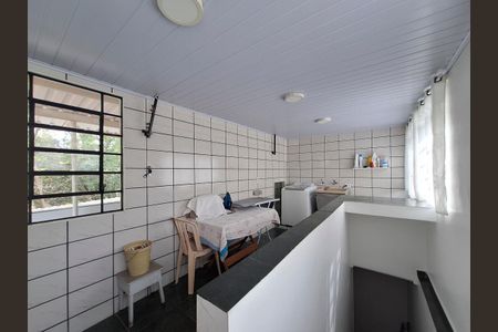 Casa à venda com 159m², 3 quartos e 4 vagas Casa à venda com 159m², 3 quartos e 4 vagasÁrea de Serviço