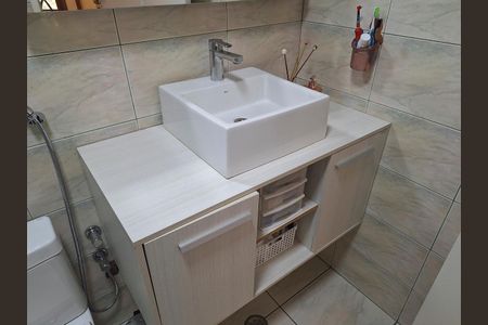 Casa à venda com 159m², 3 quartos e 4 vagas Casa à venda com 159m², 3 quartos e 4 vagasBanheiro da Suíte 2
