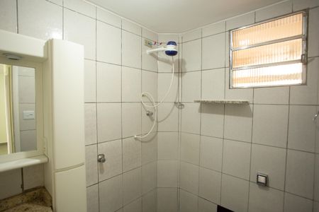 Apartamento à venda com 69m², 2 quartos e 1 vaga Apartamento à venda com 69m², 2 quartos e 1 vagaBanheiro