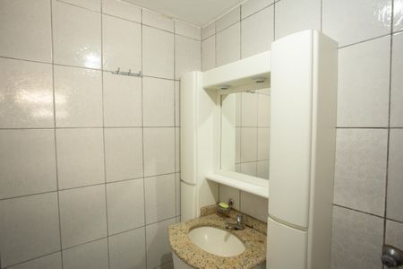 Apartamento à venda com 69m², 2 quartos e 1 vaga Apartamento à venda com 69m², 2 quartos e 1 vagaBanheiro